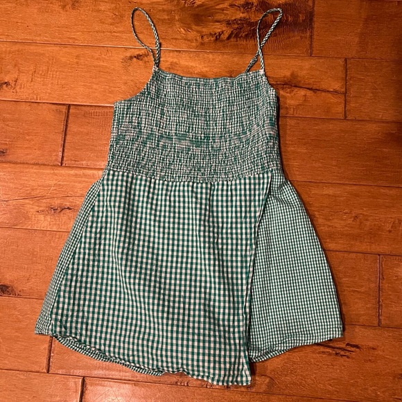 Urban Outfitters Green Checkered Skort Romper with Smocked Top - Picture 4 of 11